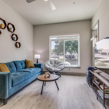 Lush Downtown Condo On Riverwalk W King Ste, Free Parking, Pet Friendly, Centrally Located On Riverwalk San Antonio Esterno foto