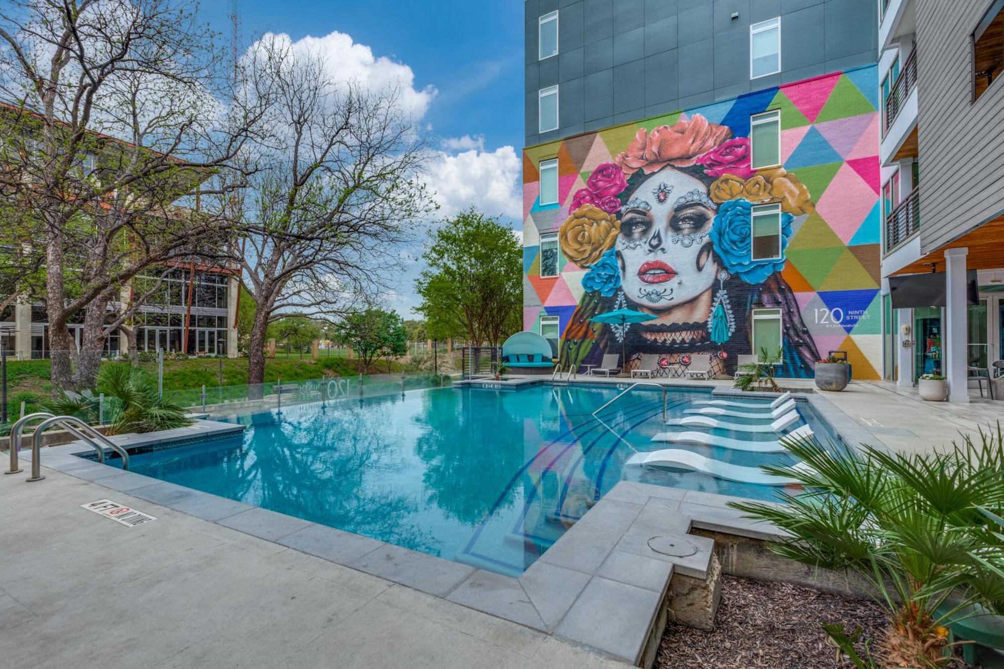 Lush Downtown Condo On Riverwalk W King Ste, Free Parking, Pet Friendly, Centrally Located On Riverwalk San Antonio Esterno foto